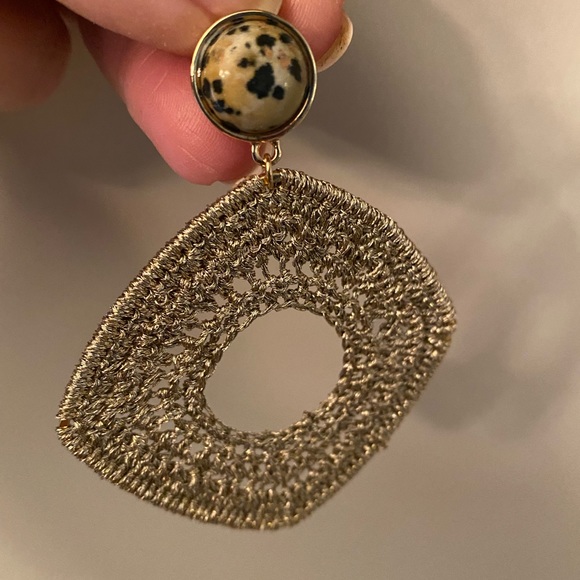 Weaved Macro Earrings. - Picture 3 of 3